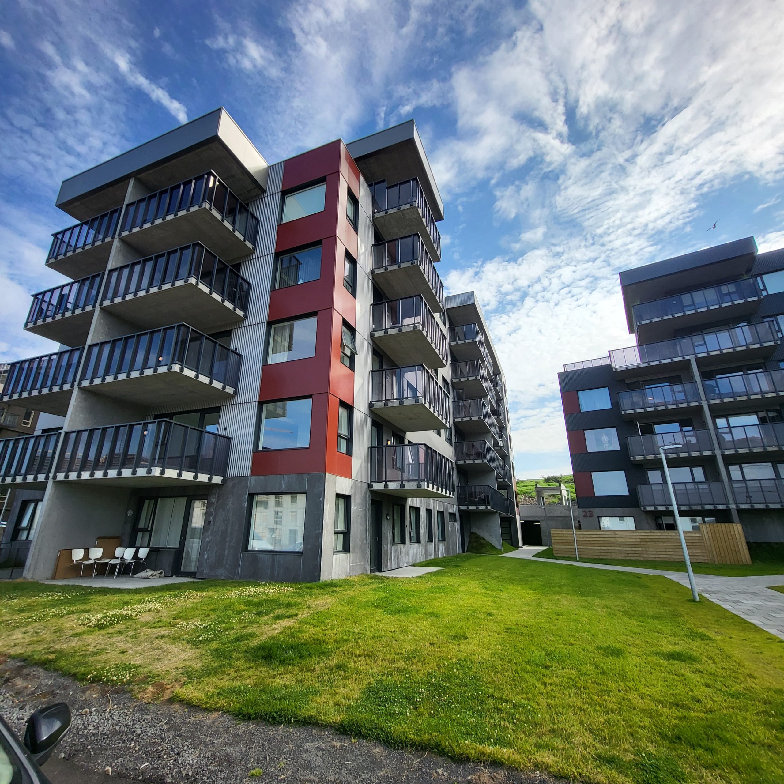 Hringhamar 21-25 - Hús og Jörð(1)